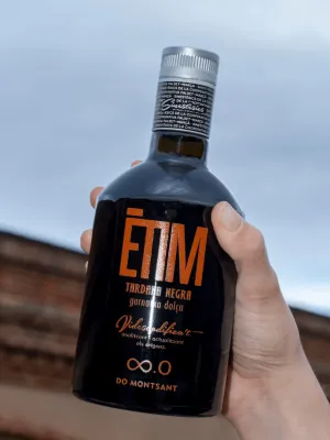 Vi dolç Sinestèsics Tardana Negra Falset Marçà 500 ml